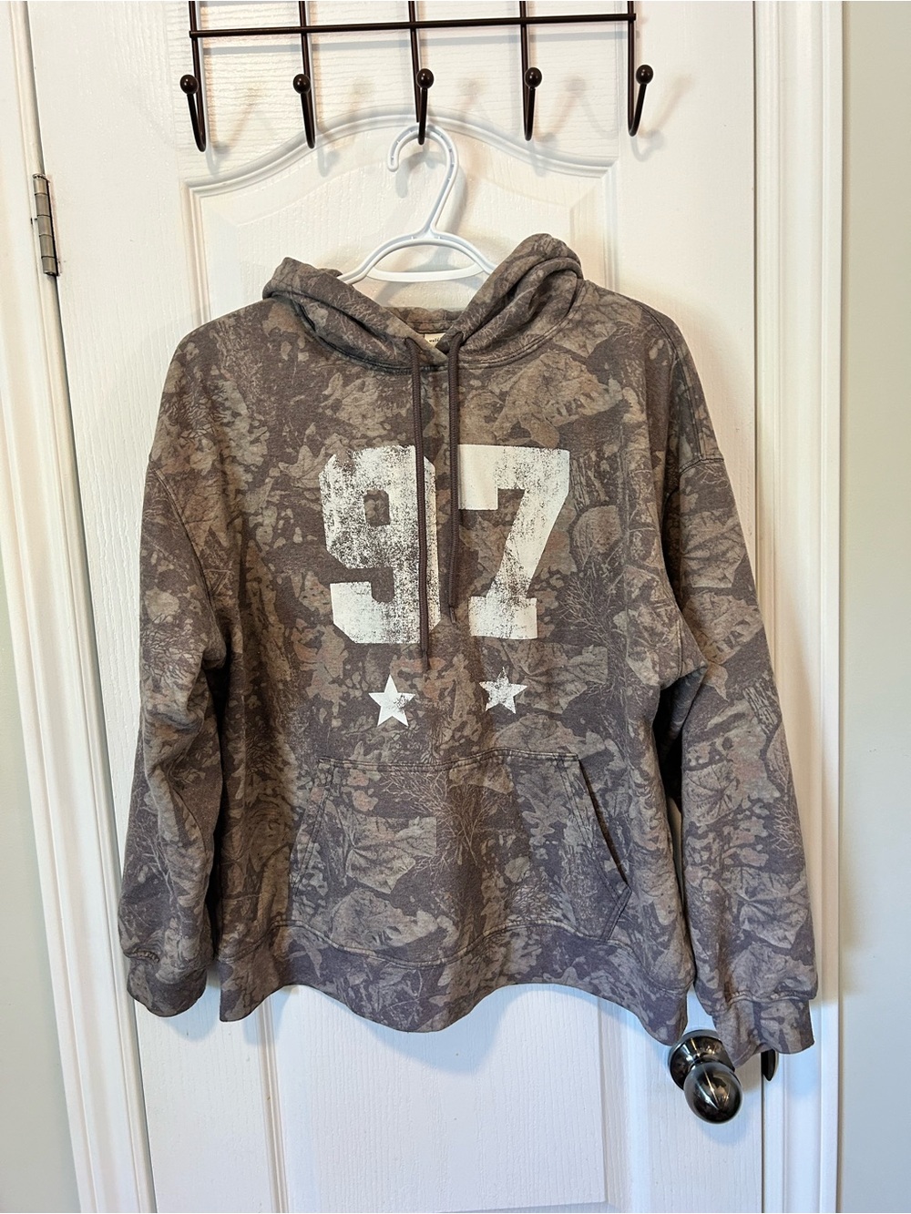 Urban Outfitters Brown Camouflage '97 Graphic Hoodie (S-M)